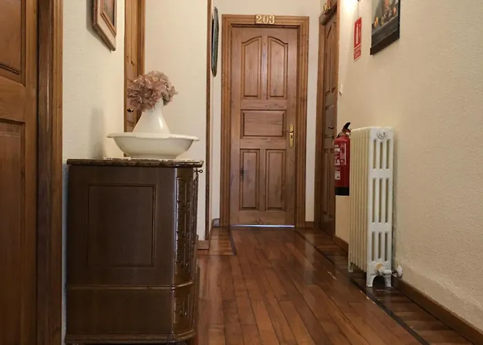 Rural Elena Hotel 2*